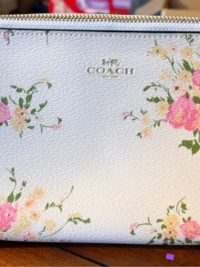 Coach Floral Print White Leather wristlet